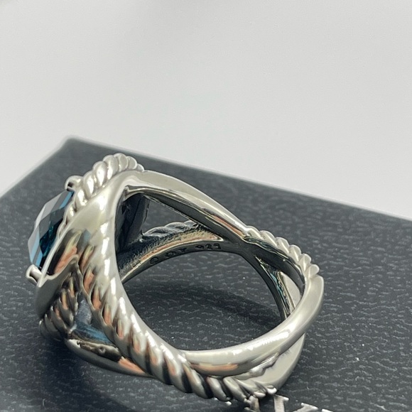 David Yurman Hampton Blue Topaz Infinity Ring - Picture 7 of 10